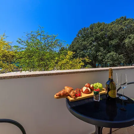 Apartamento Traumhaftes Direkt An Der Strandpromenade Mit Vielen Palmen *
