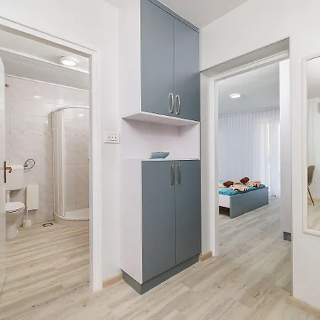 Lägenhet Traumhaftes Direkt An Der Strandpromenade Mit Vielen Palmen