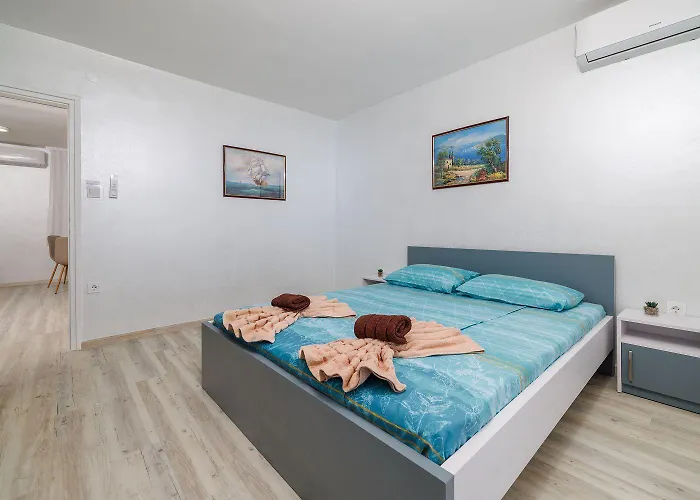 Lägenhet Traumhaftes Direkt An Der Strandpromenade Mit Vielen Palmen