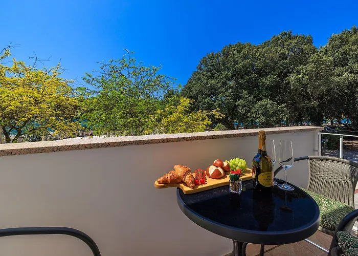 Lägenhet Traumhaftes Direkt An Der Strandpromenade Mit Vielen Palmen *